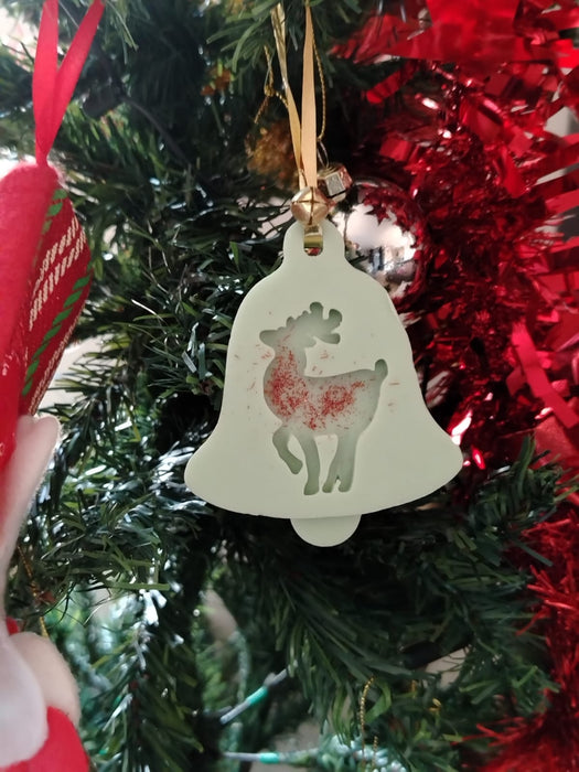 Hand-Poured Soy Candles – Vanilla, Champagne & Rose, Decorative Bubble & World Candles (Artisan Candle Collection)